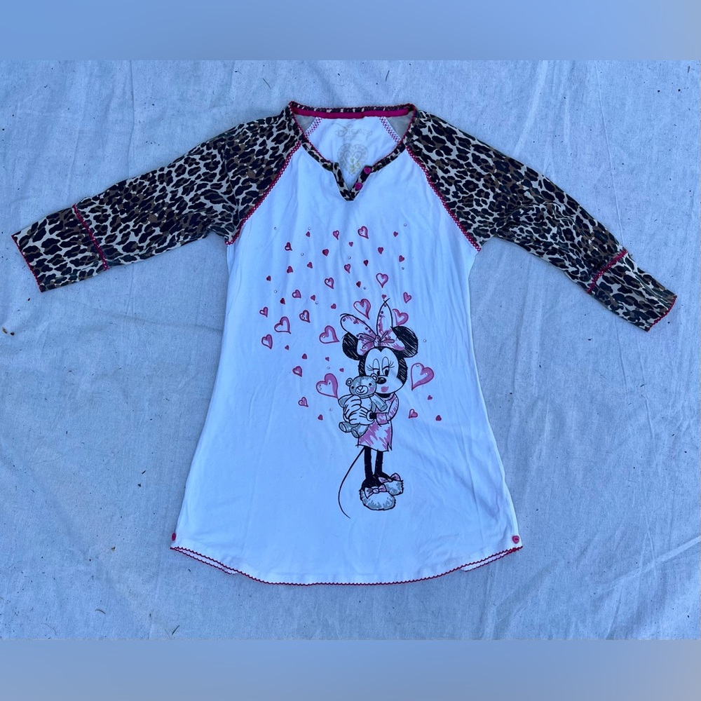 Mini Mouse night gown
